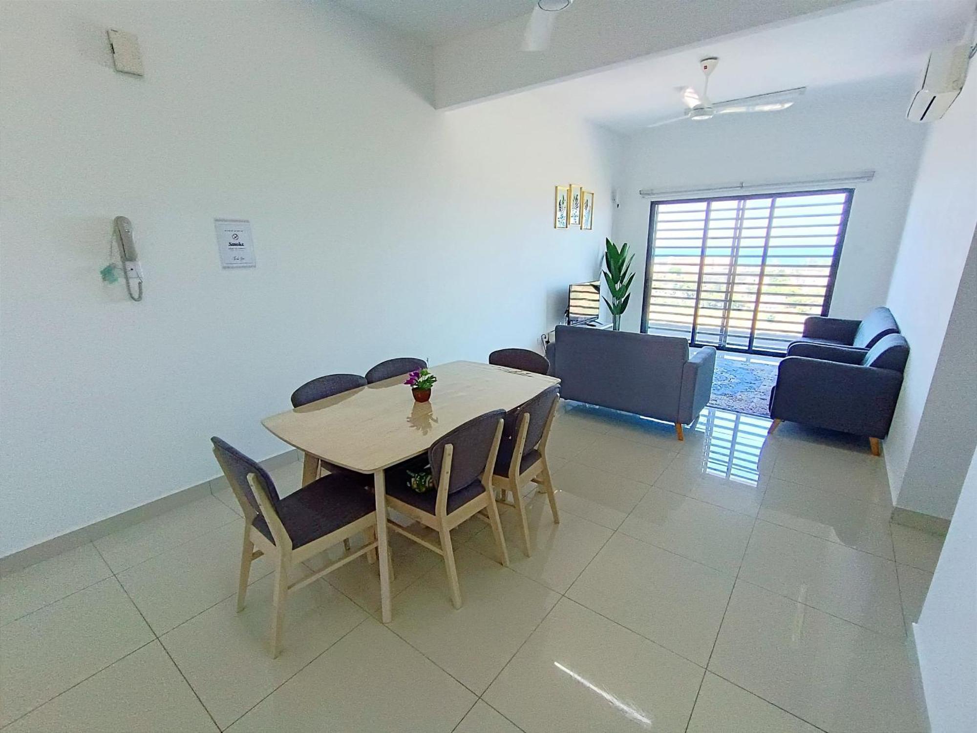 D'Luna Homestay Seaview I Sunrise View กัวลาตรังกานู ภายนอก รูปภาพ