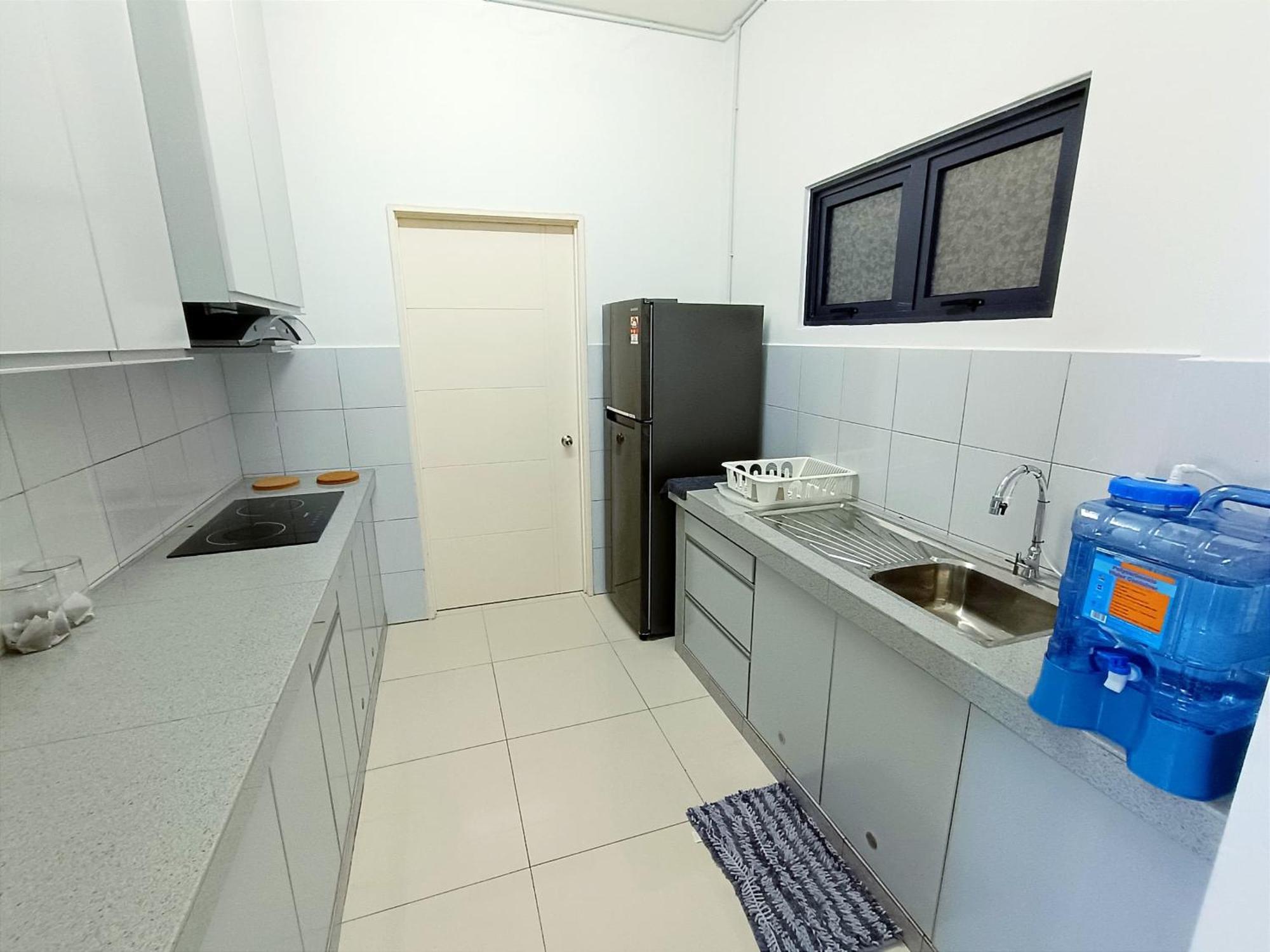 D'Luna Homestay Seaview I Sunrise View กัวลาตรังกานู ภายนอก รูปภาพ